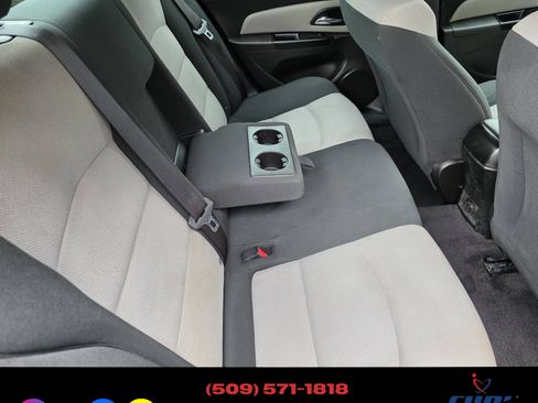 Used 2012 Chevrolet Cruze LS FWD image 14