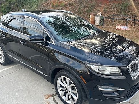 Used 2019 Lincoln MKC Select image 13