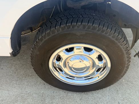 Used 2014 Ford F150 4x4 Regular Cab XL image 32