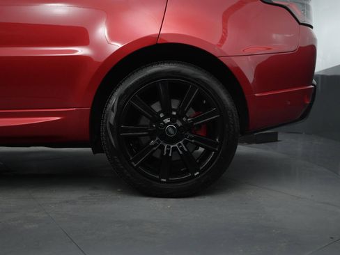 Used 2020 Land Rover Range Rover Sport HST image 12