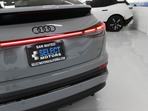Used 2024 Audi Q4 e-tron Premium Plus image 10