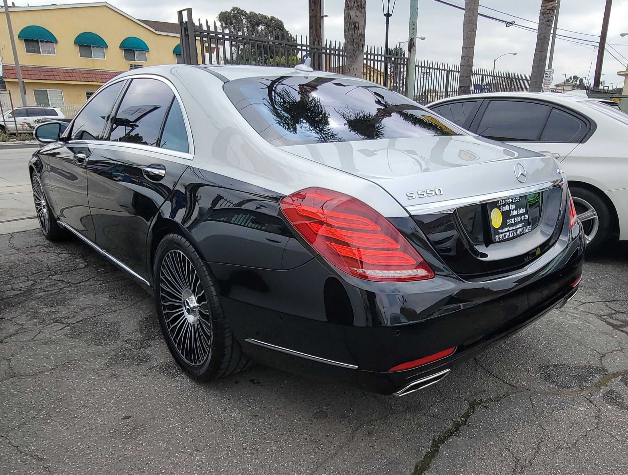 Used 2017 Mercedes-Benz S 550 4MATIC Sedan image 4