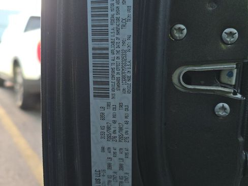 Used 2016 RAM 1500 Tradesman image 18