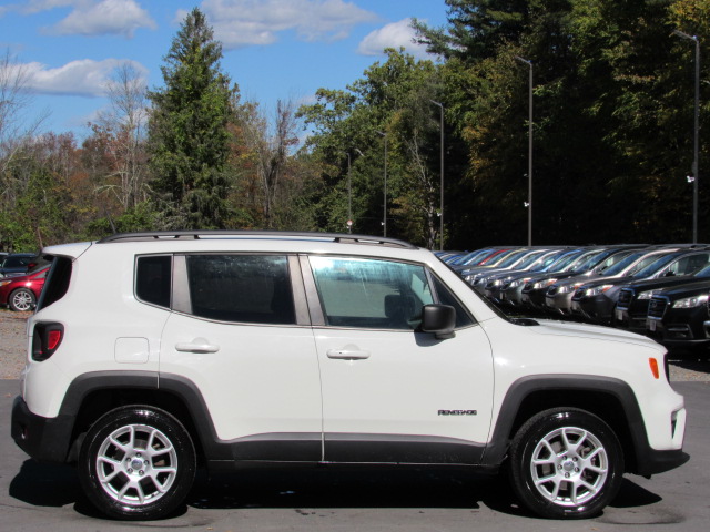 Used 2019 Jeep Renegade 4WD Sport image 11