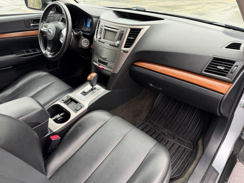 Used 2013 Subaru Outback 2.5i Limited image 32