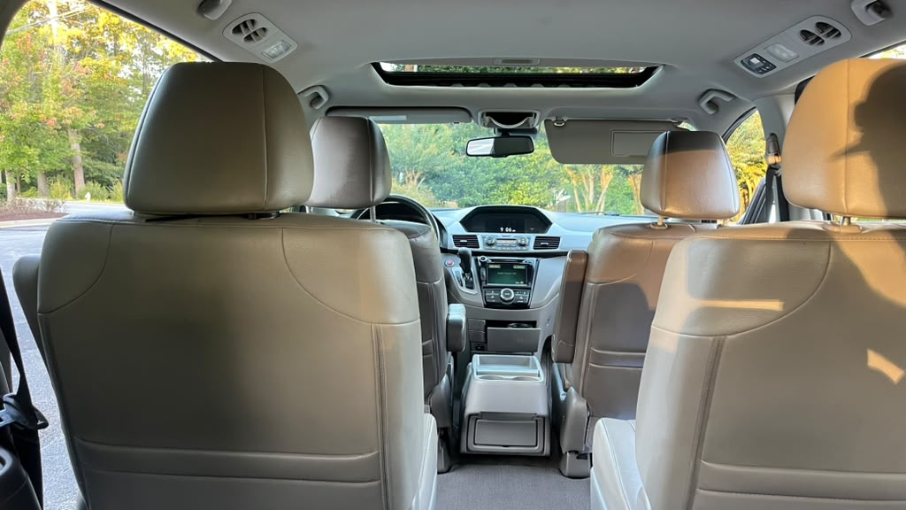 Used 2015 Honda Odyssey EX-L image 13