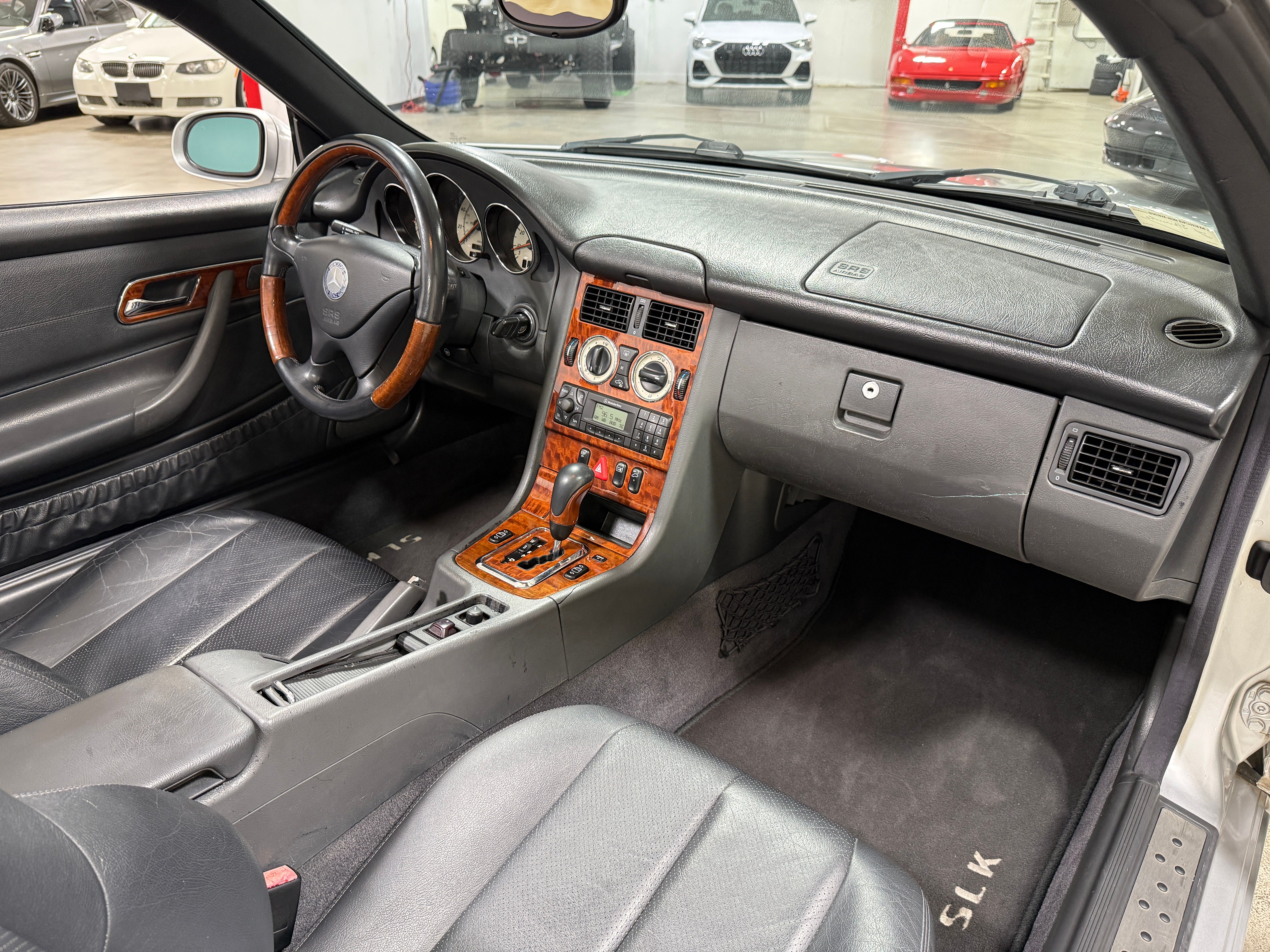 Used 2001 Mercedes-Benz SLK 320 image 26