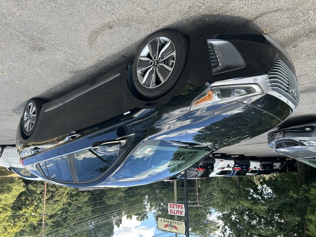 Used 2018 Hyundai Ioniq Hybrid Limited w/ Ultimate Pkg FWD image 1