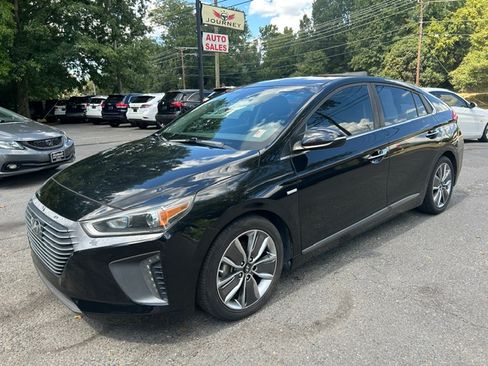 Used 2018 Hyundai Ioniq Hybrid Limited w/ Ultimate Pkg FWD image 1