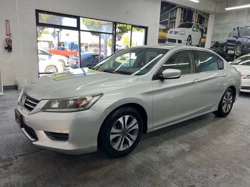 Used 2015 Honda Accord LX image 2