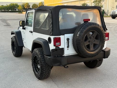 Used 2015 Jeep Wrangler Sport AWD/4WD image 38