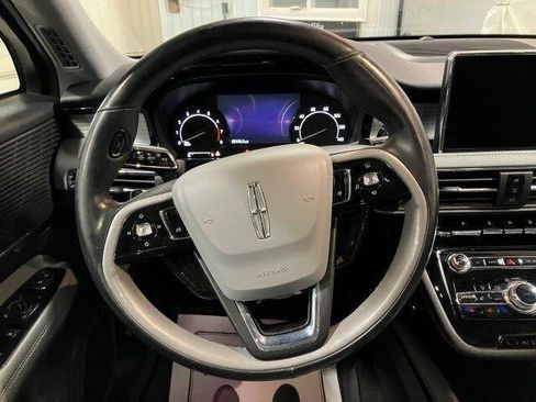 Used 2020 Lincoln Corsair image 18