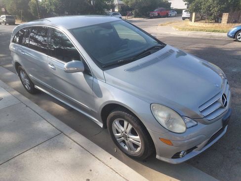 Used 2008 Mercedes-Benz R 350 image 2