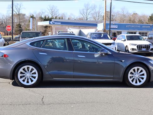 Used 2018 Tesla Model S 100D image 9