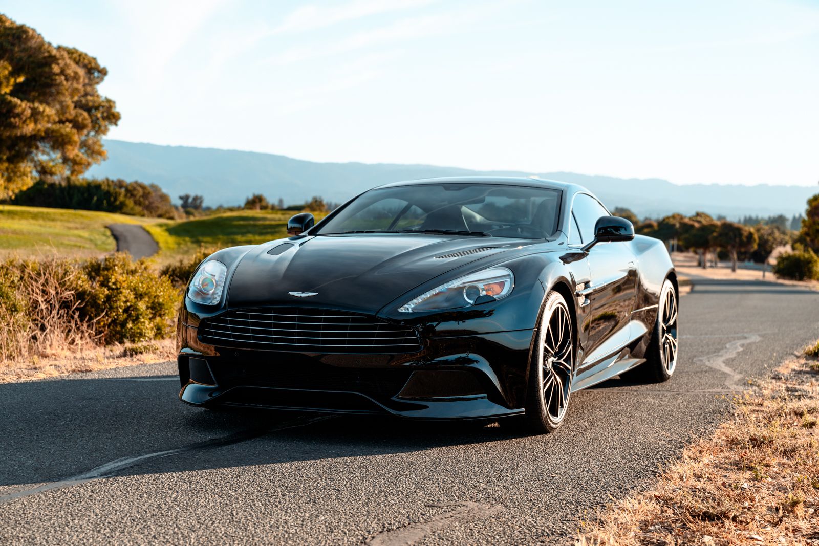 Used 2014 Aston Martin Vanquish Coupe RWD image 12