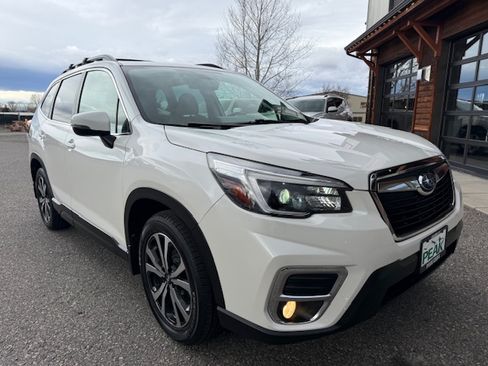 Used 2021 Subaru Forester Limited image 7