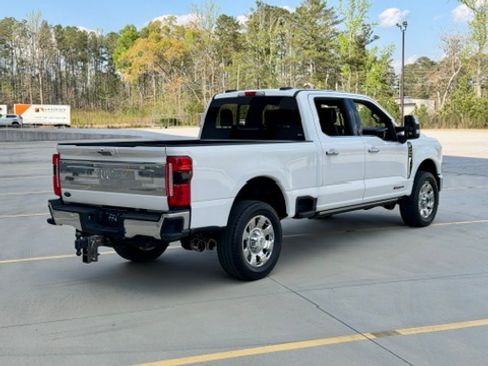 Used 2023 Ford F350 King Ranch AWD/4WD image 3