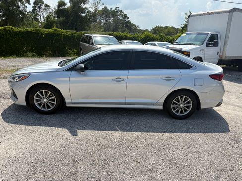 Used 2018 Hyundai Sonata SE FWD image 5