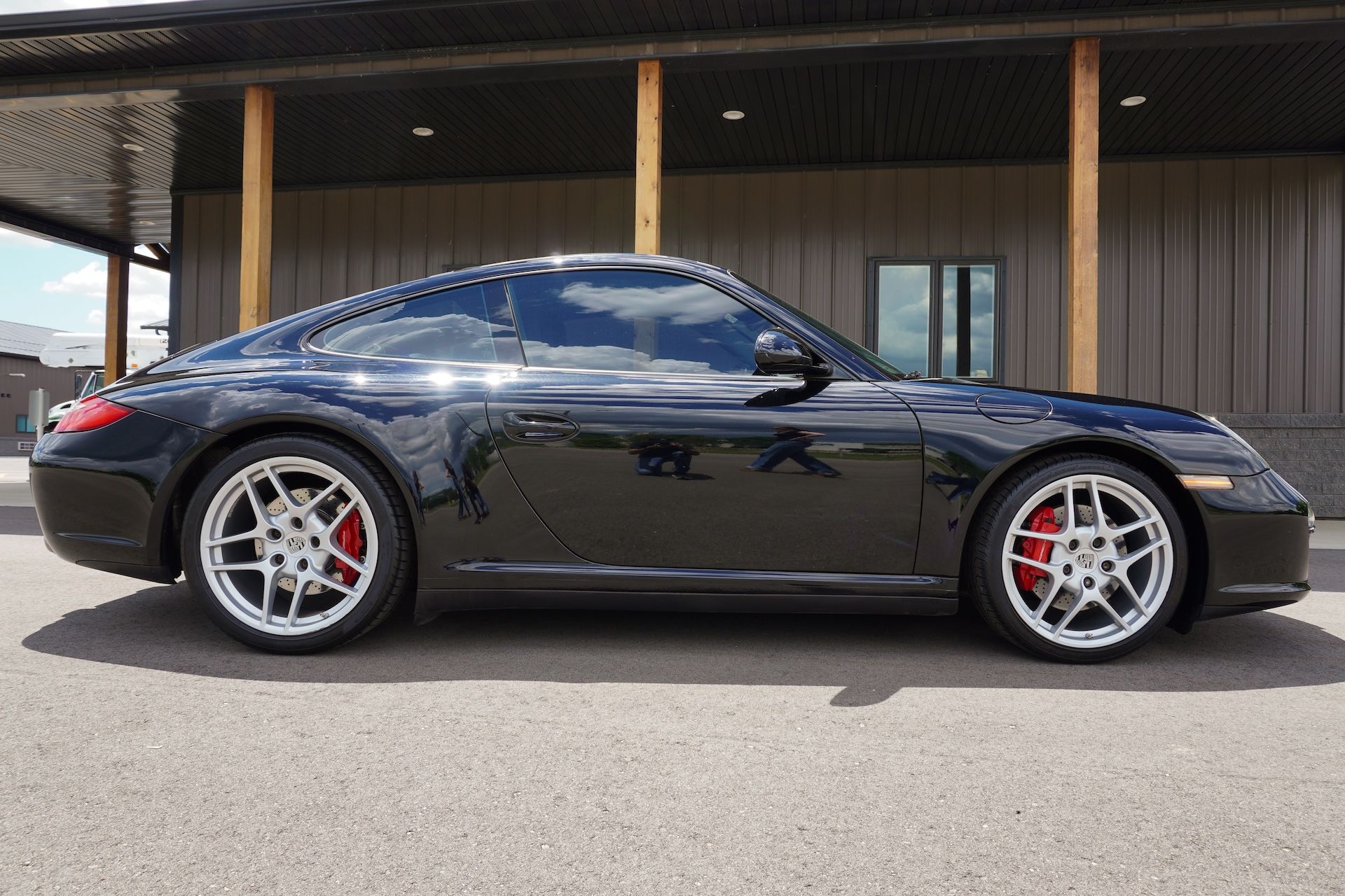 Used 2010 Porsche 911 Coupe AWD/4WD image 11