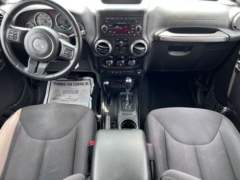 Used 2015 Jeep Wrangler 4WD Unlimited Sport image 3