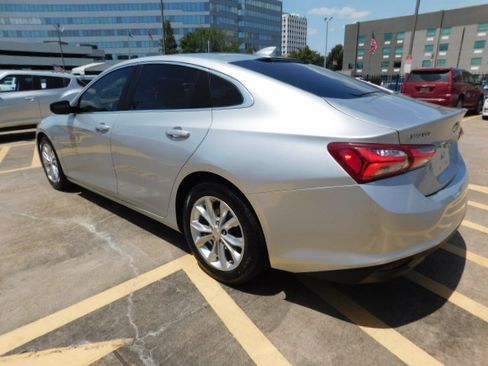 Used 2019 Chevrolet Malibu LT w/ 1LT FWD image 5