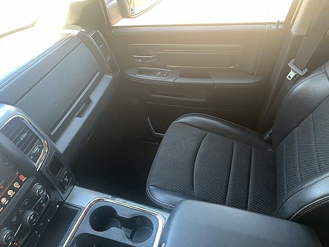Used 2015 RAM 1500 2WD Crew Cab Sport image 47