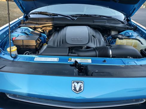 Used 2009 Dodge Challenger R/T image 5