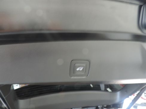 Used 2024 Buick Encore GX Avenir image 25