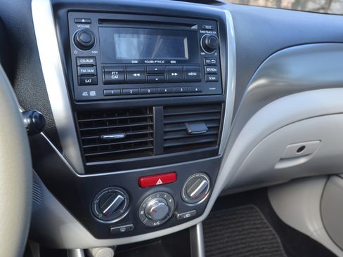 Used 2013 Subaru Forester 2.5X Premium image 20