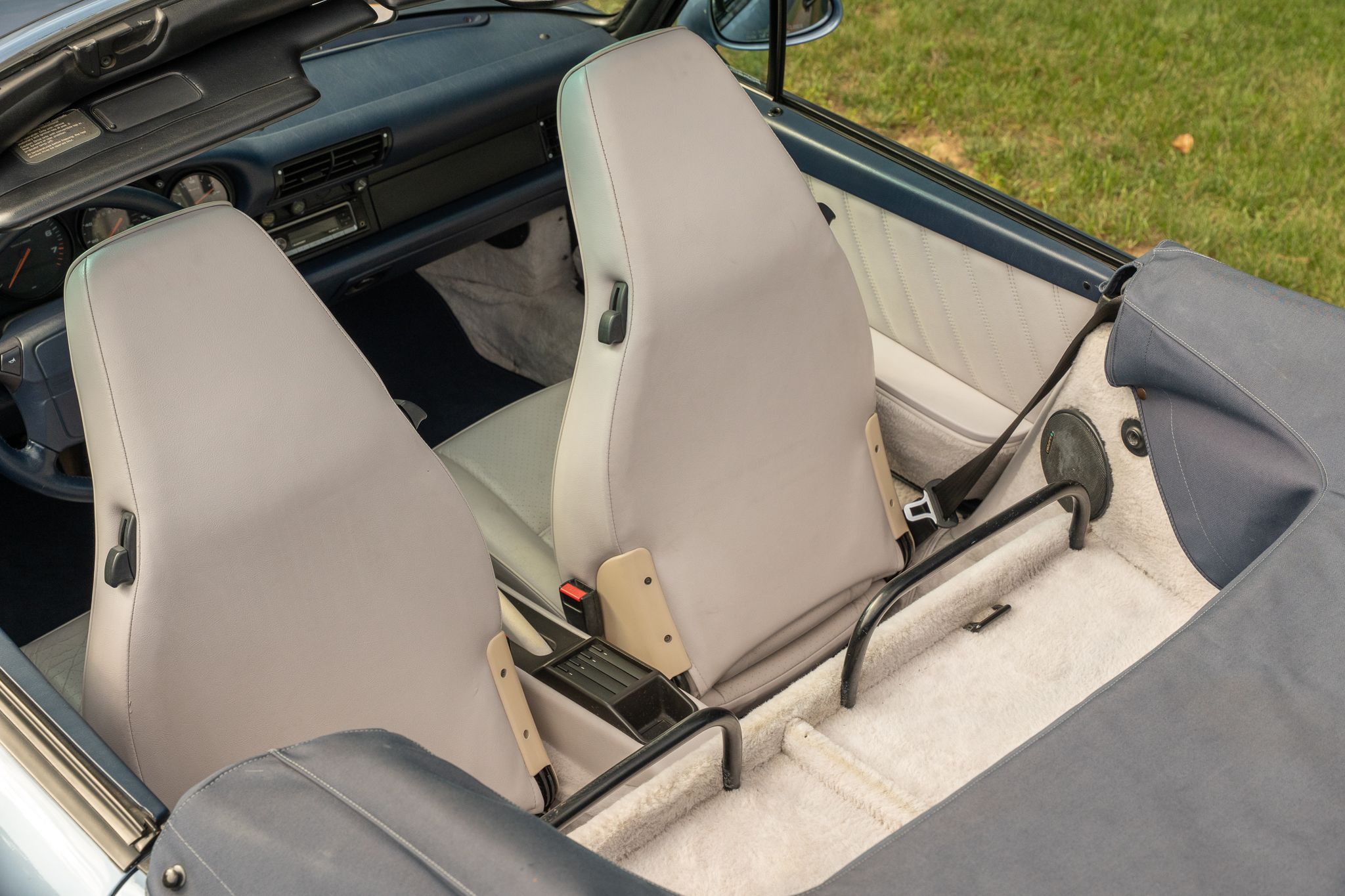 Used 1992 Porsche 911 Cabriolet image 65