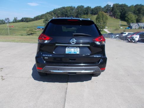 Used 2020 Nissan Rogue AWD image 3