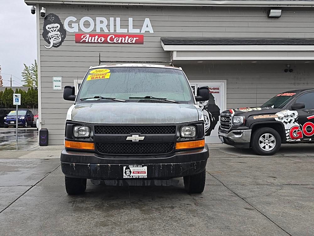 Used 2007 Chevrolet Express 3500 UNAVAIL RWD image 2