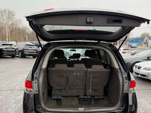 Used 2016 Honda Odyssey SE image 17