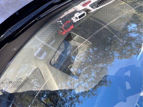 Used 2016 Land Rover Range Rover Sport HSE image 17