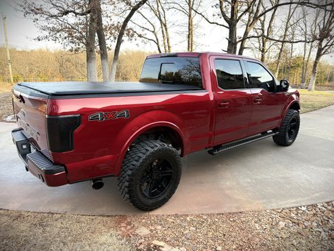 Used 2018 Ford F150 Lariat image 5