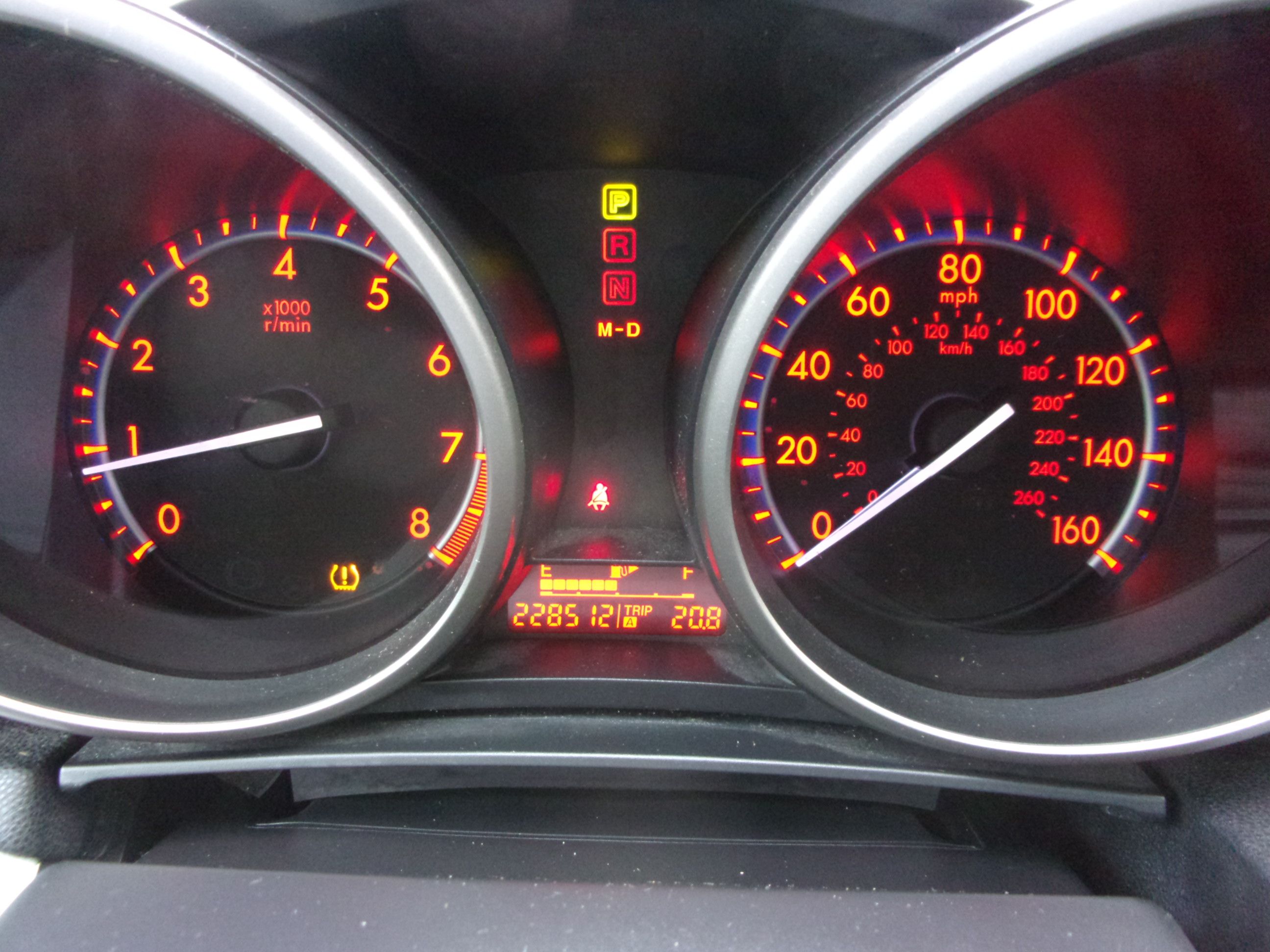 Used 2010 MAZDA MAZDA3 s Hatchback FWD image 12