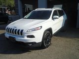 Used 2016 Jeep Cherokee Latitude image 2