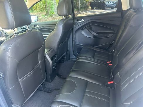 Used 2013 Ford Escape FWD Titanium image 23