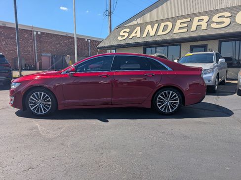 Used 2018 Lincoln MKZ Premiere AWD image 2