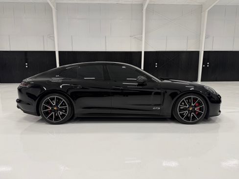 Used 2019 Porsche Panamera GTS image 7