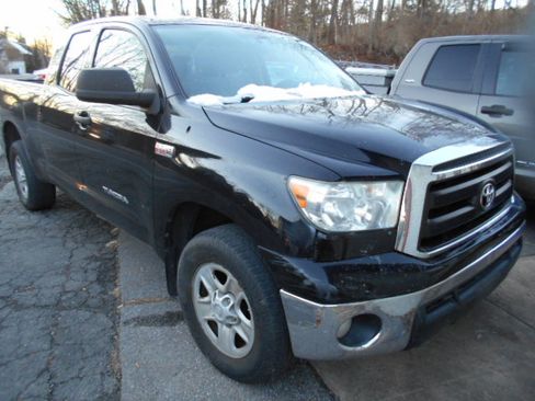 Used 2010 Toyota Tundra SR5 image 2