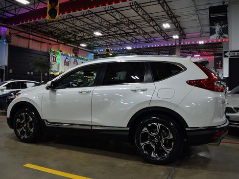 Used 2018 Honda CR-V Touring image 12