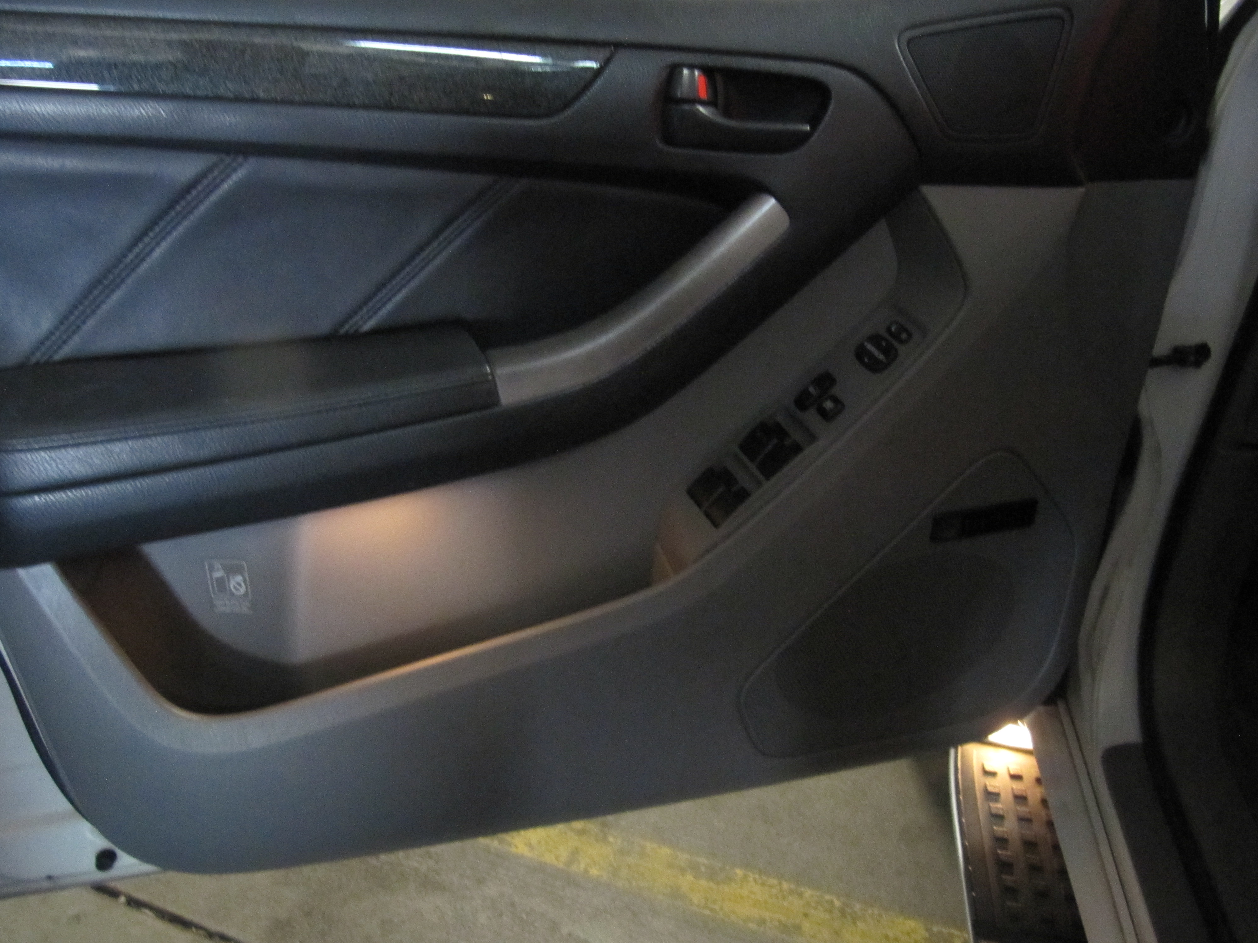 Used 2003 Toyota 4Runner 4WD Limited image 16