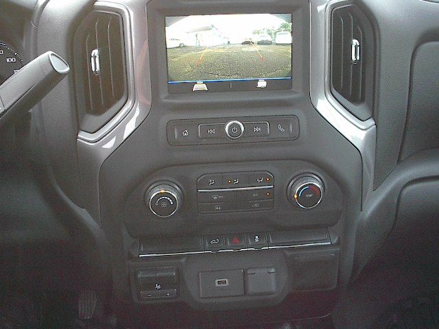 Used 2020 Chevrolet Silverado 2500 W/T AWD/4WD image 15