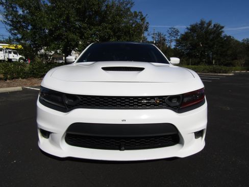 Used 2020 Dodge Charger Scat Pack image 8