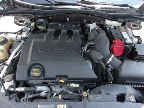 Used 2012 Lincoln MKZ AWD image 8