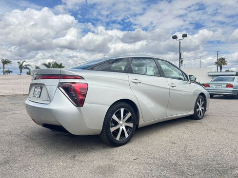 Used 2020 Toyota Mirai UNAVAIL FWD image 9