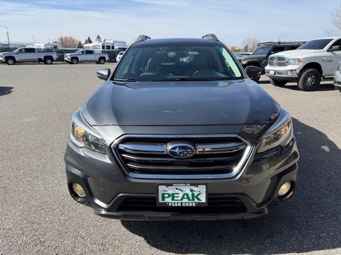Used 2018 Subaru Outback 2.5i Premium image 8