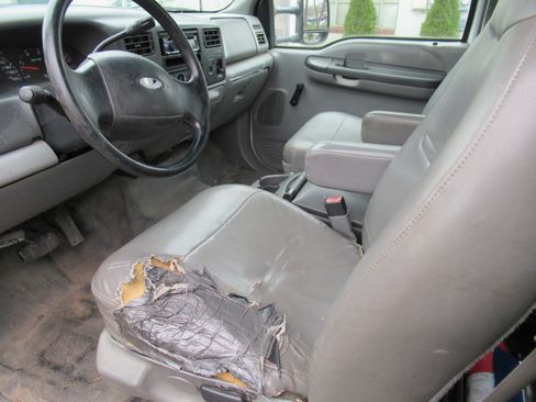 Used 2003 Ford F450 XL image 10