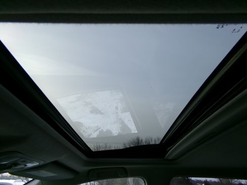 Used 2011 Toyota RAV4 Limited image 19